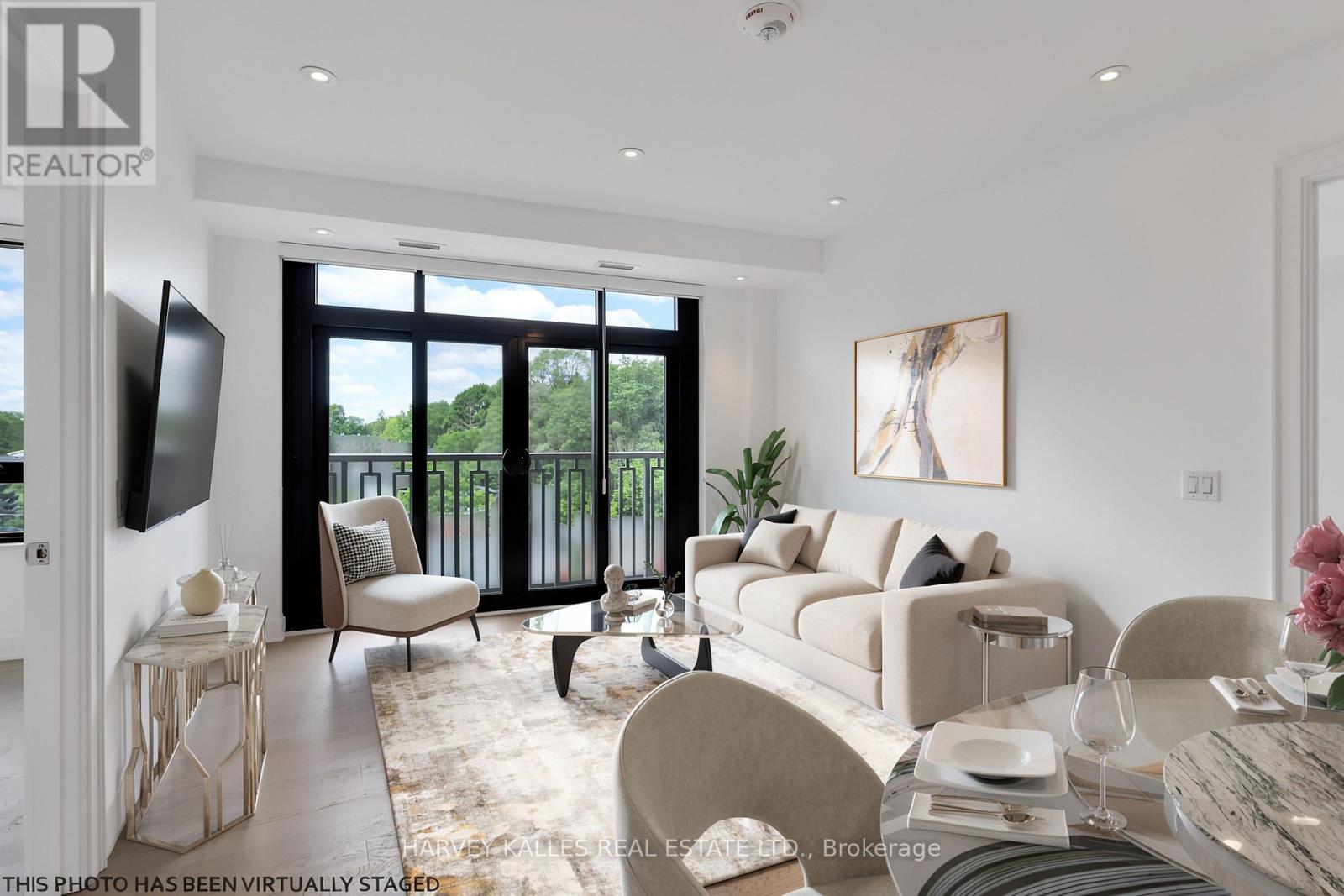 403 - 1 STRATHGOWAN AVENUE