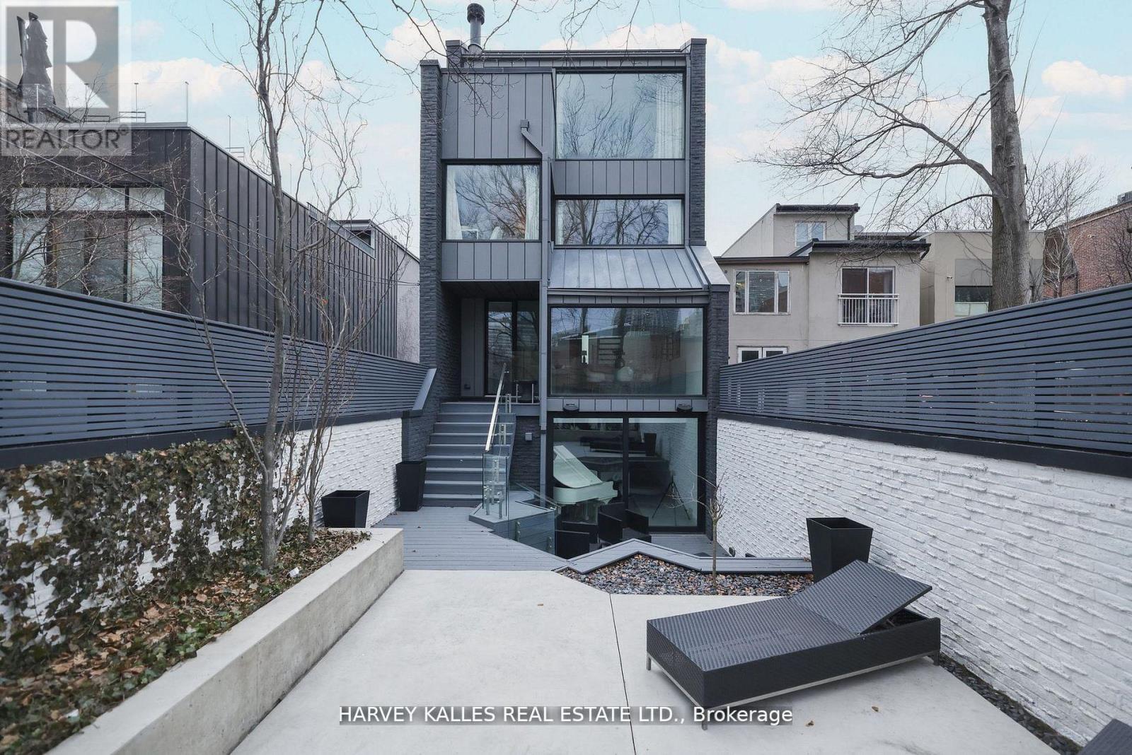 41 BERRYMAN STREET