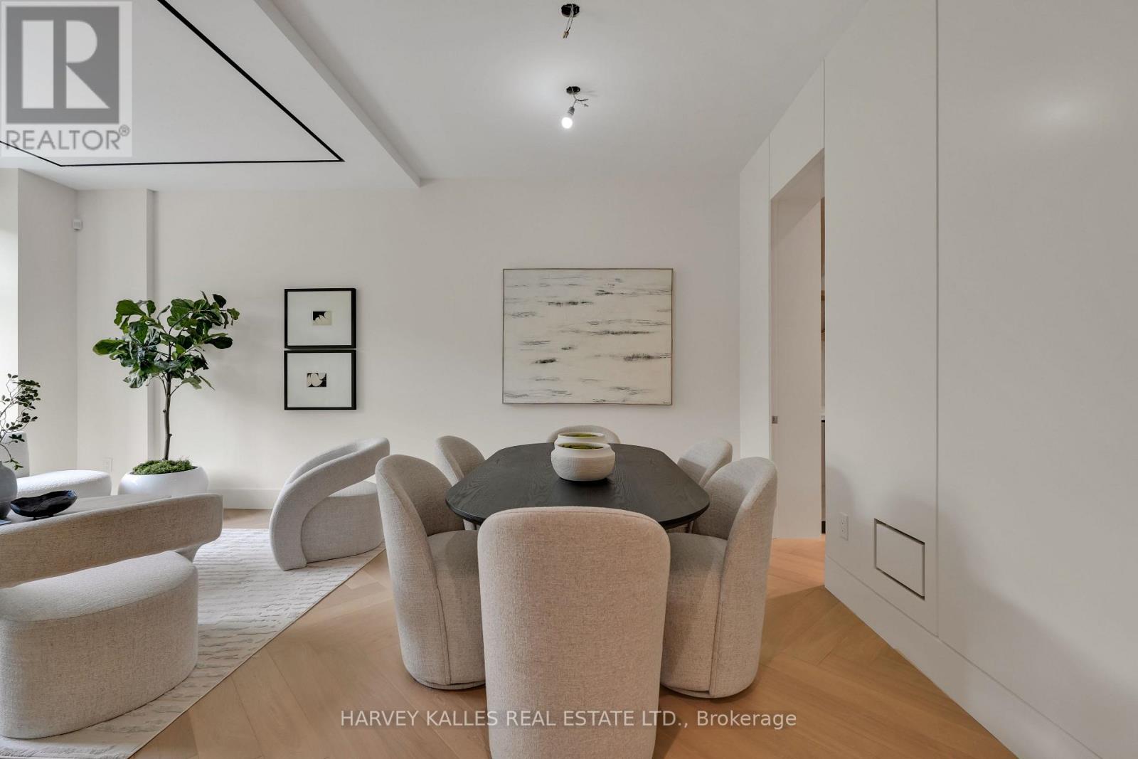 108 HEATH STREET W