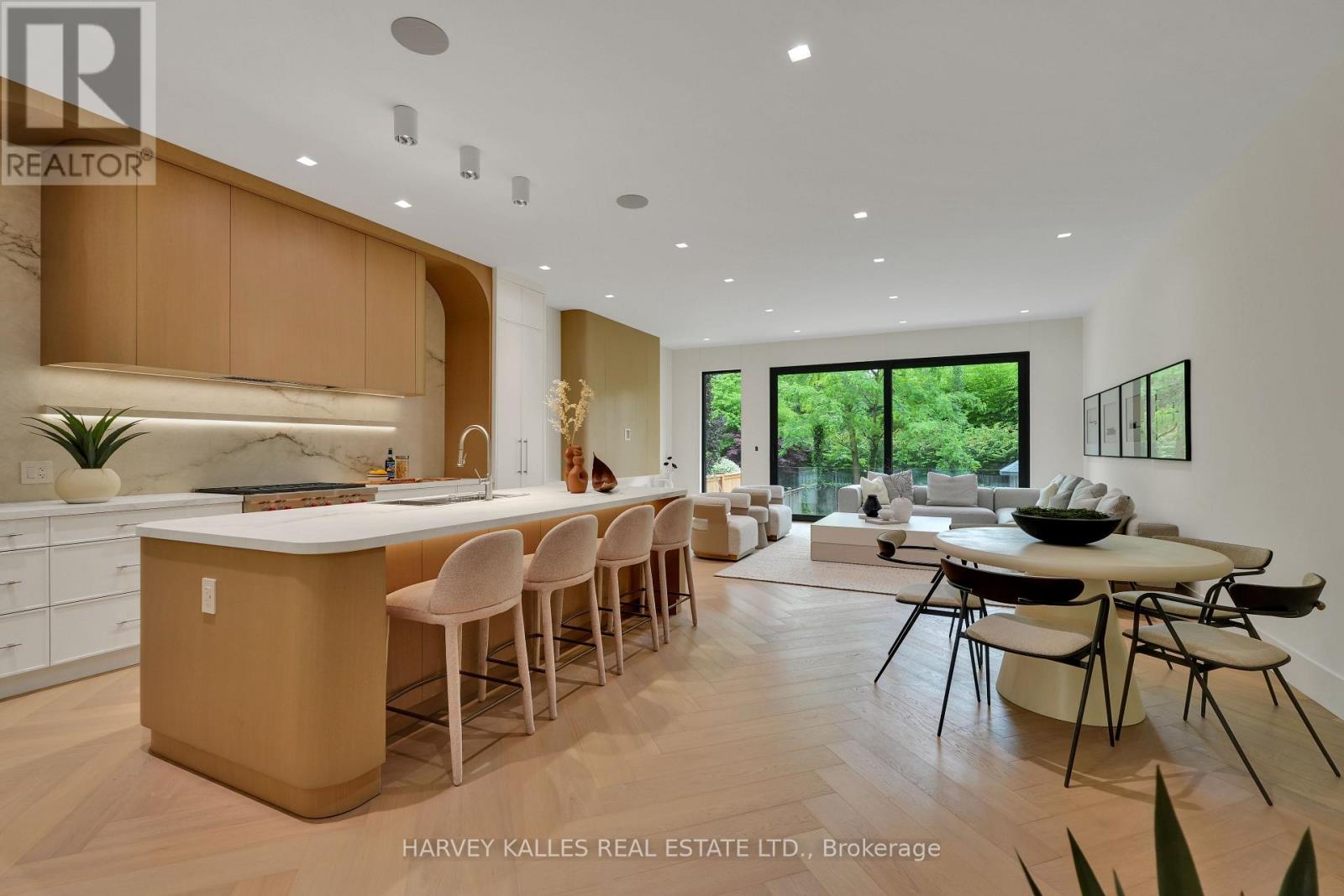 108 HEATH STREET W