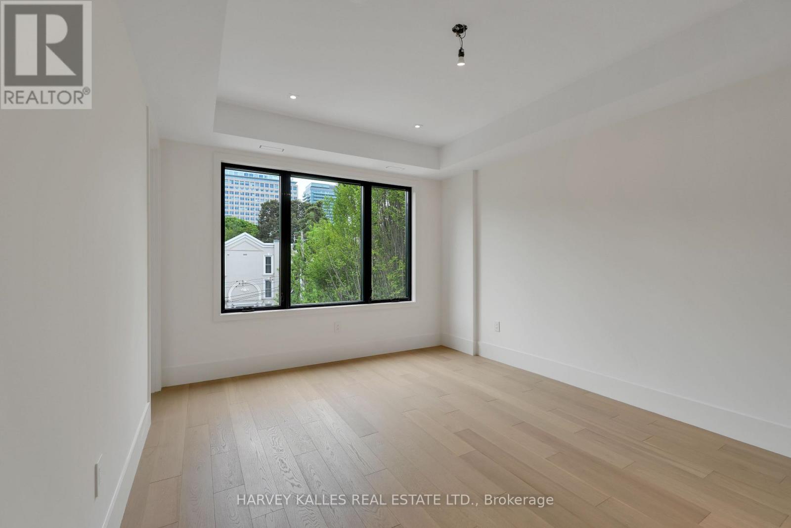 108 HEATH STREET W