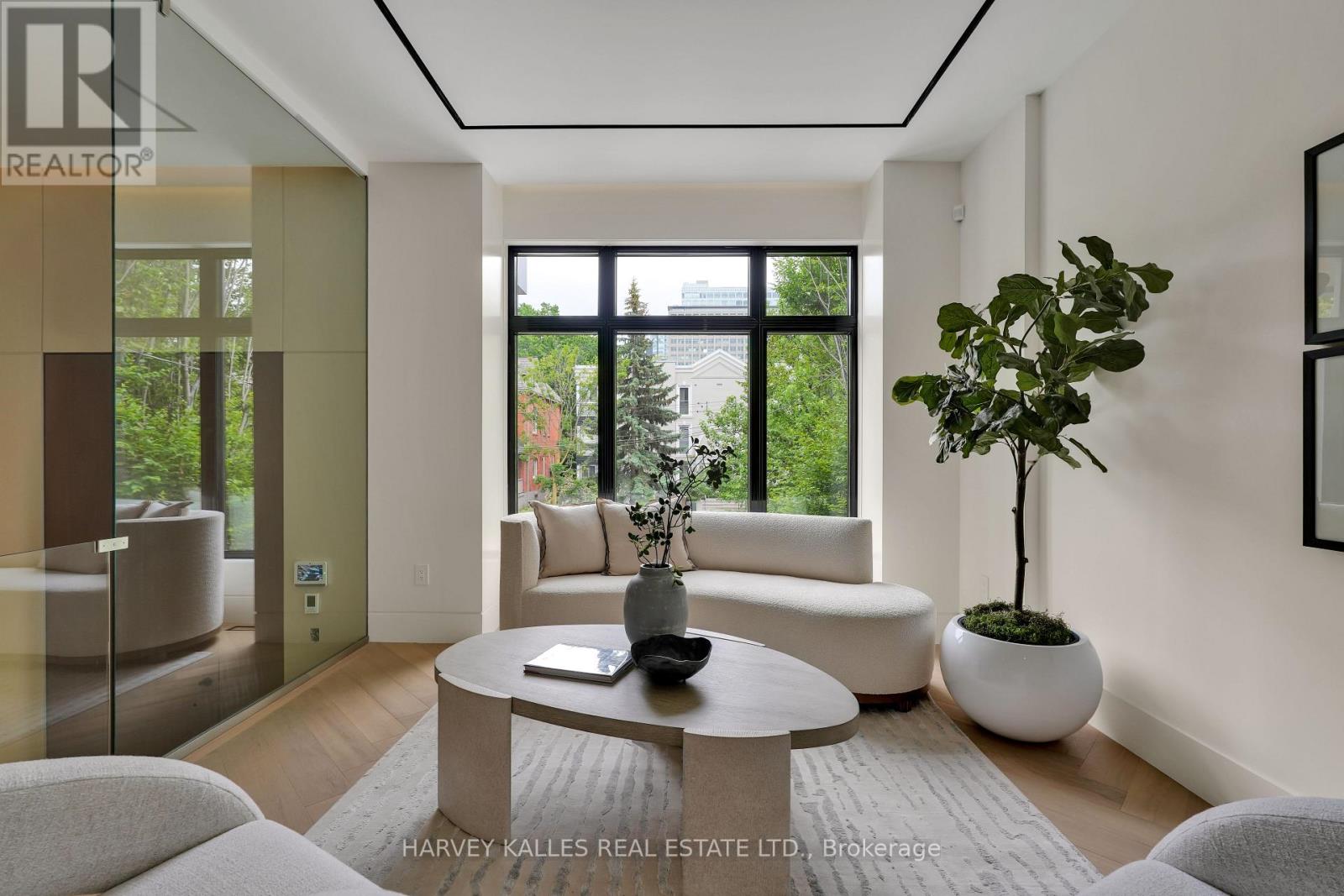 108 HEATH STREET W
