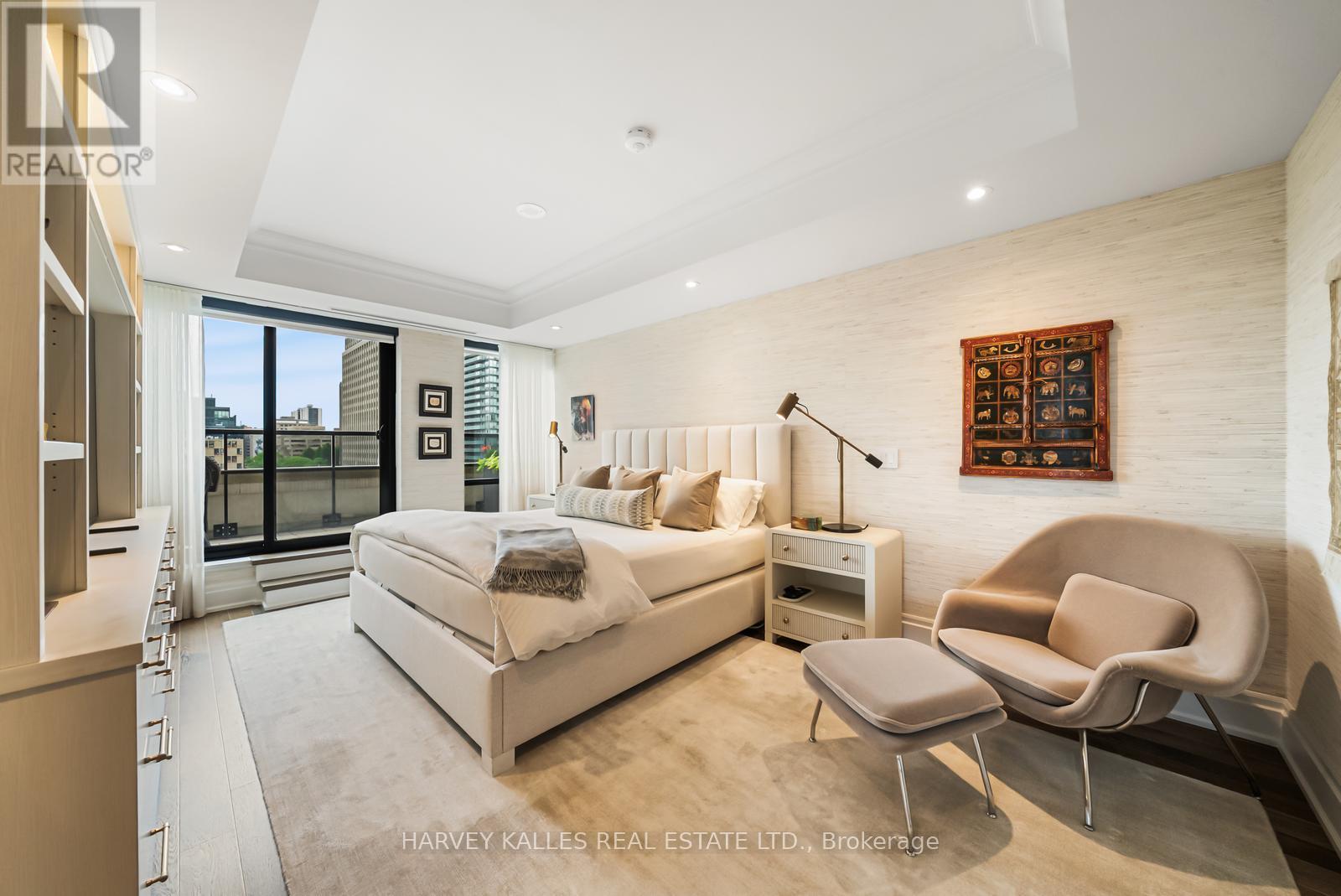 701 - 1 FOREST HILL ROAD
