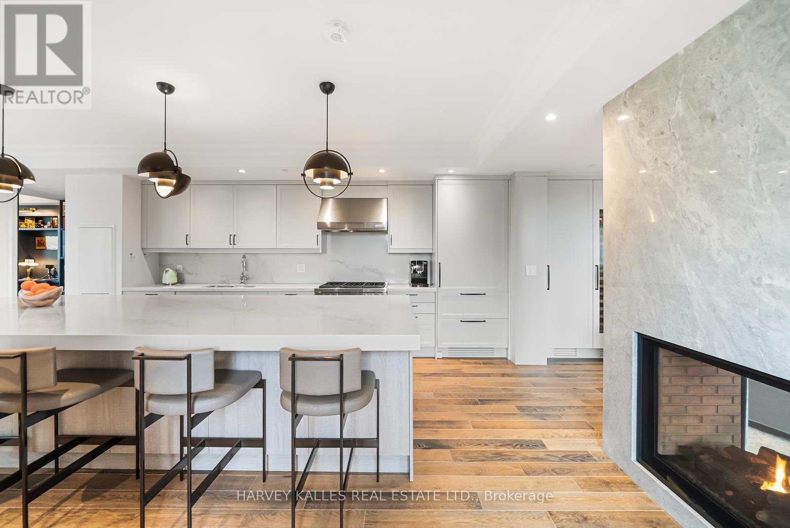 701 - 1 FOREST HILL ROAD