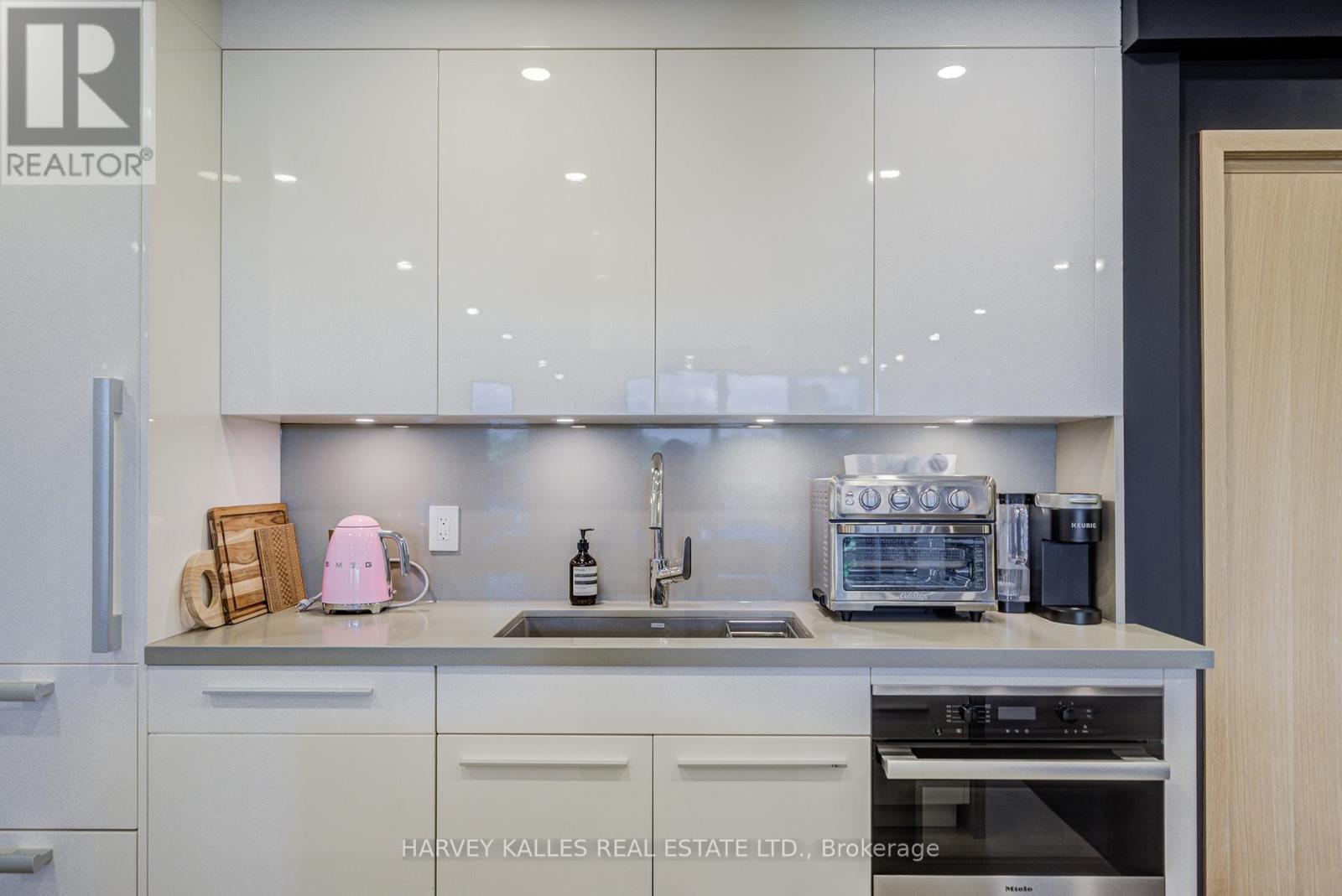 503 - 350 LONSDALE ROAD