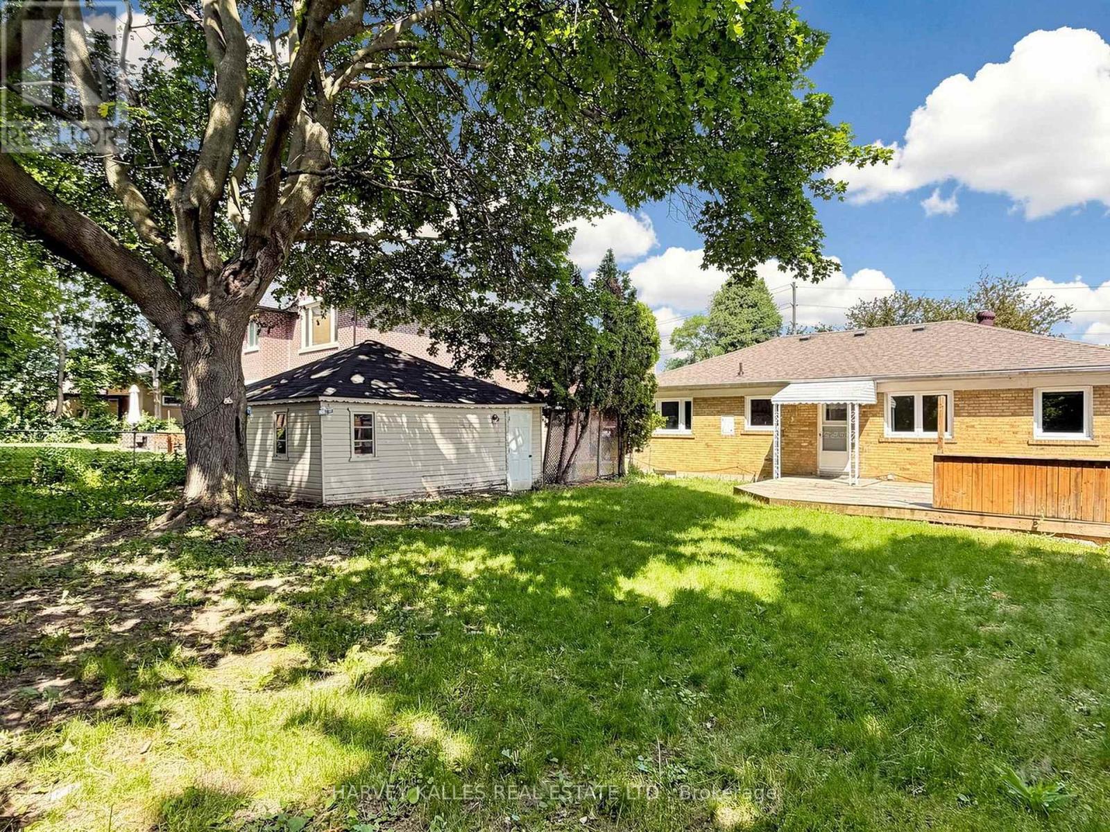 87 COMBE AVENUE