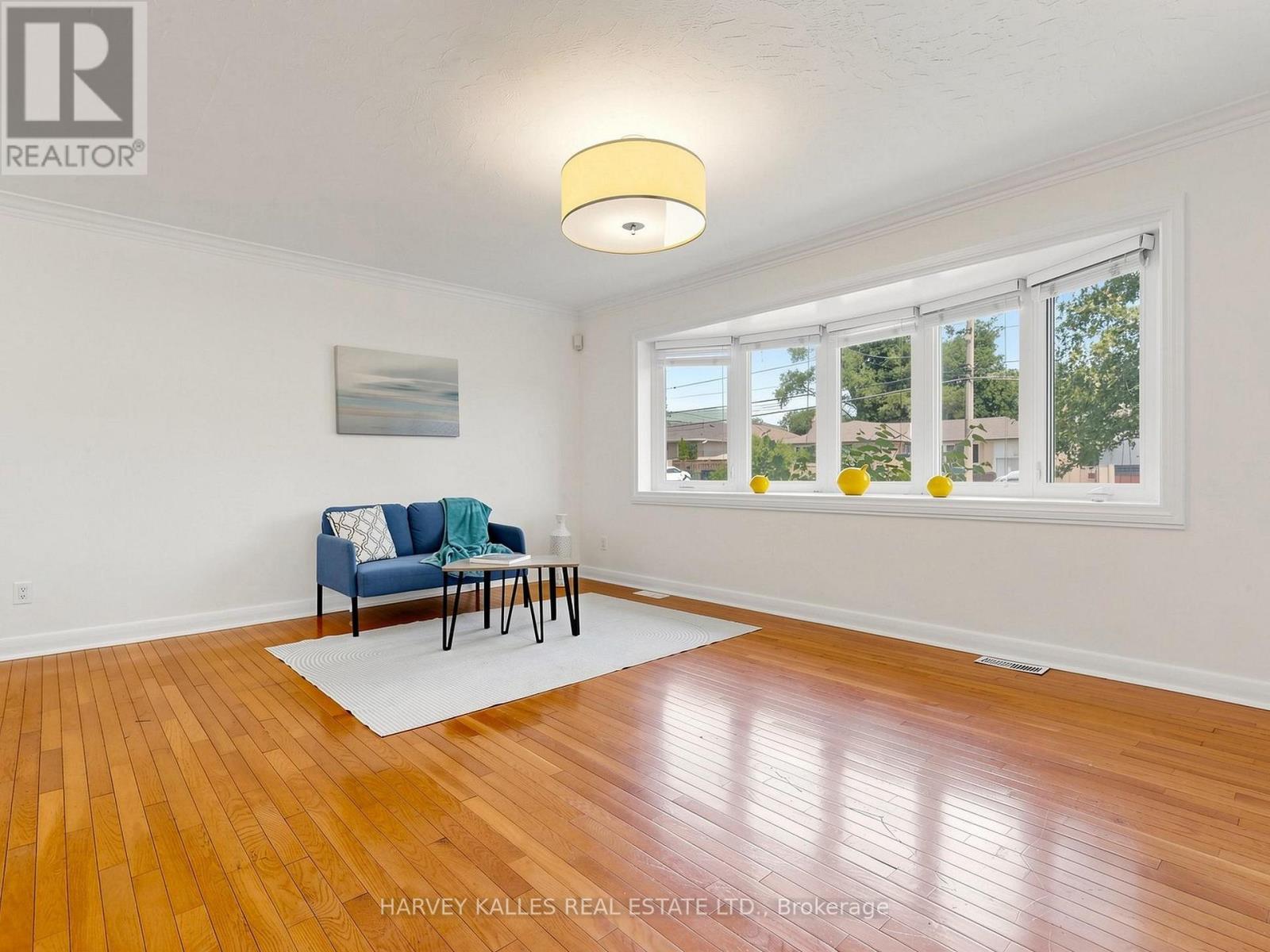 87 COMBE AVENUE