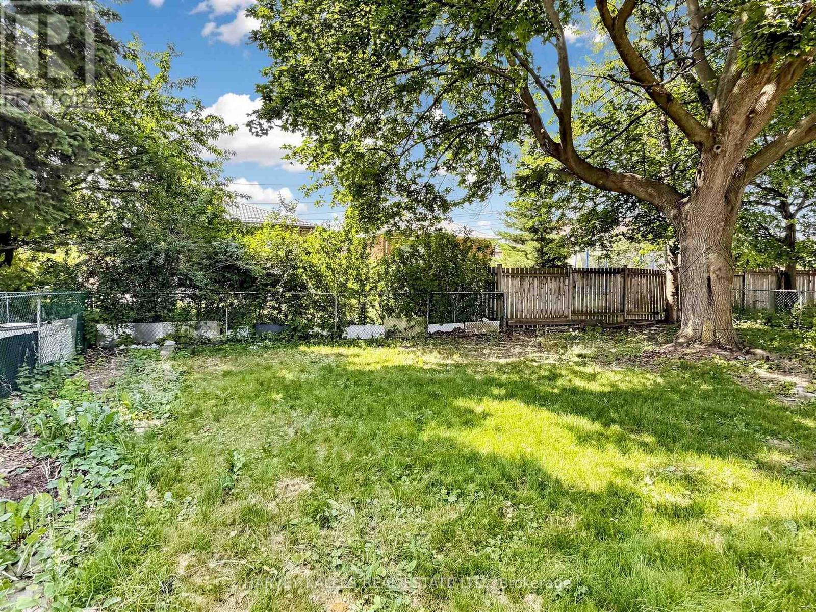 87 COMBE AVENUE