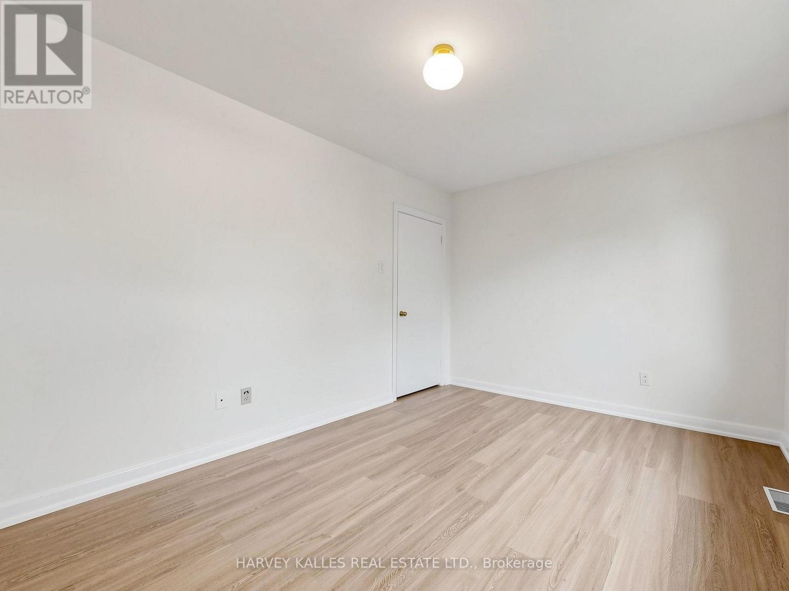 87 COMBE AVENUE