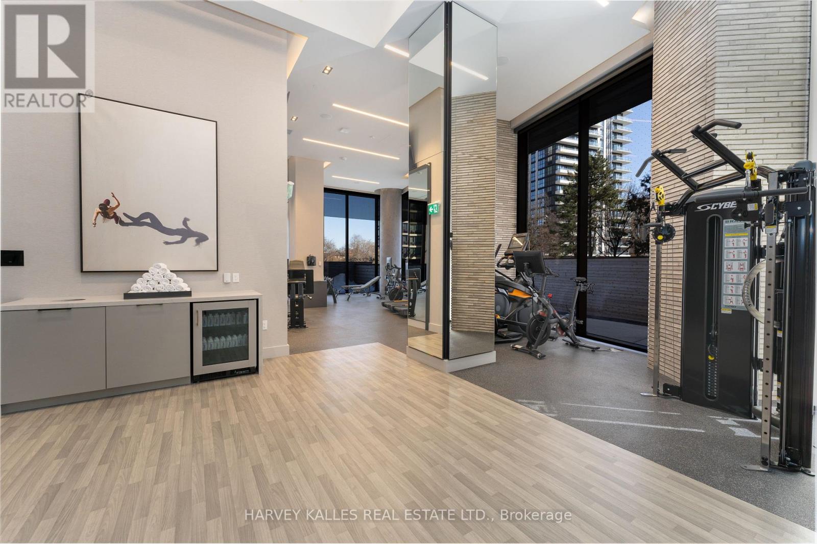 1707 - 215 LONSDALE ROAD