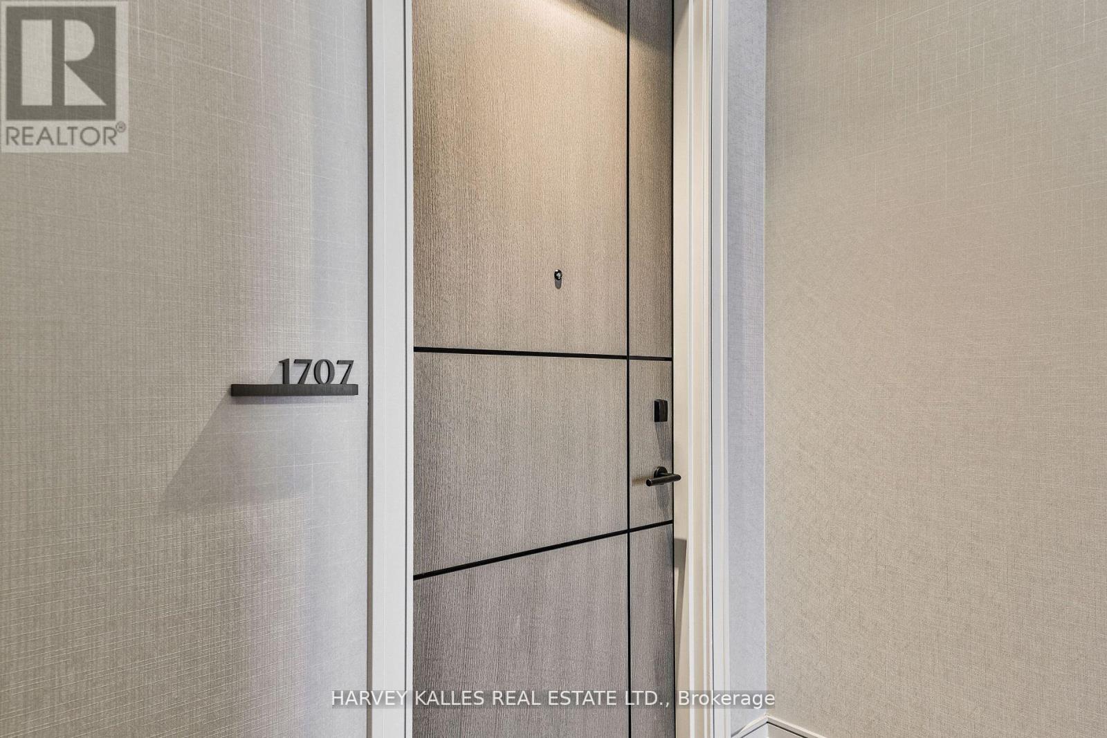 1707 - 215 LONSDALE ROAD