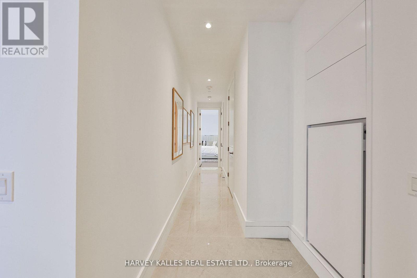 1707 - 215 LONSDALE ROAD