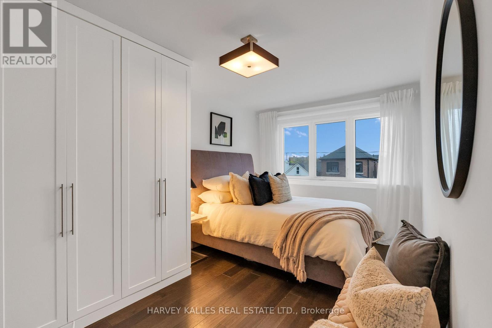 326 GLENHOLME AVENUE