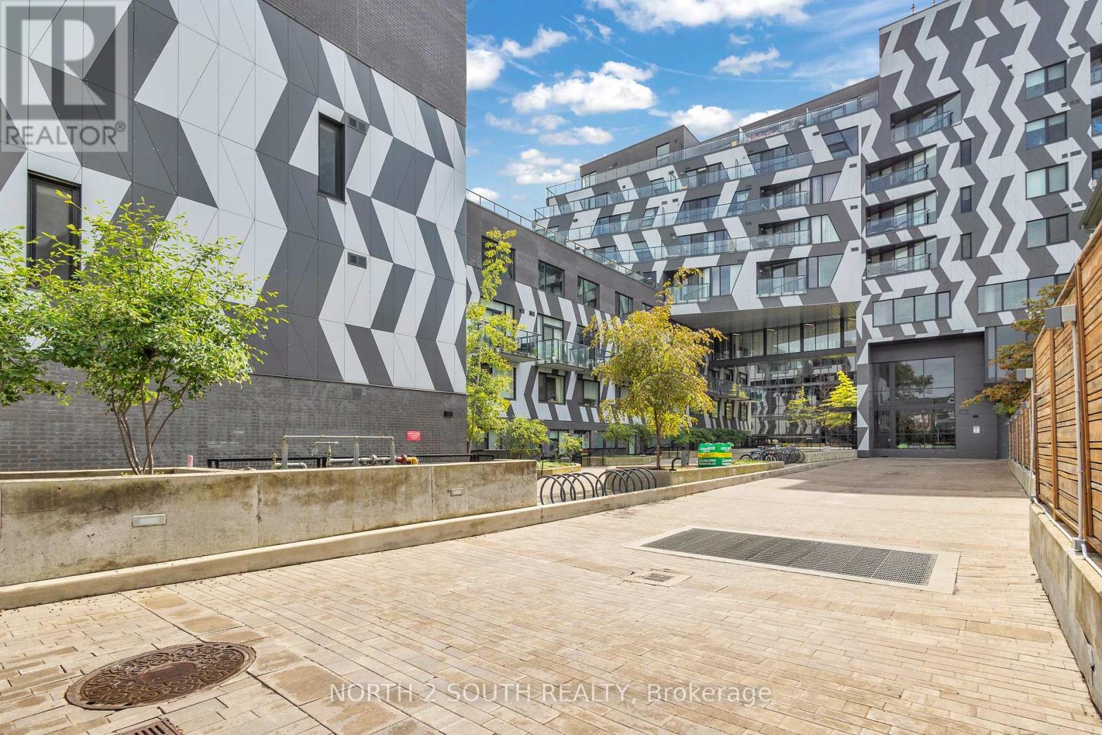 606 - 138 SAINT HELENS AVENUE
