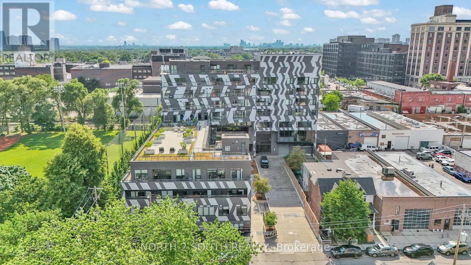 606 - 138 SAINT HELENS AVENUE