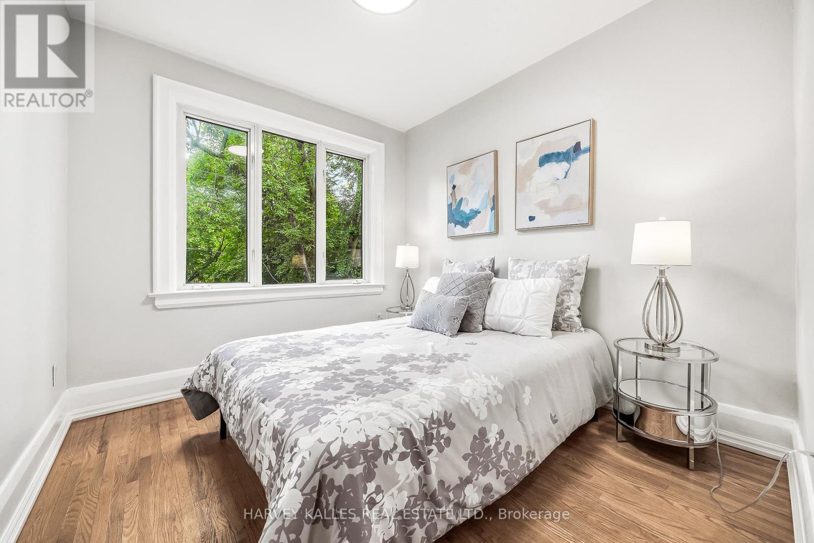 232 BELSIZE DRIVE