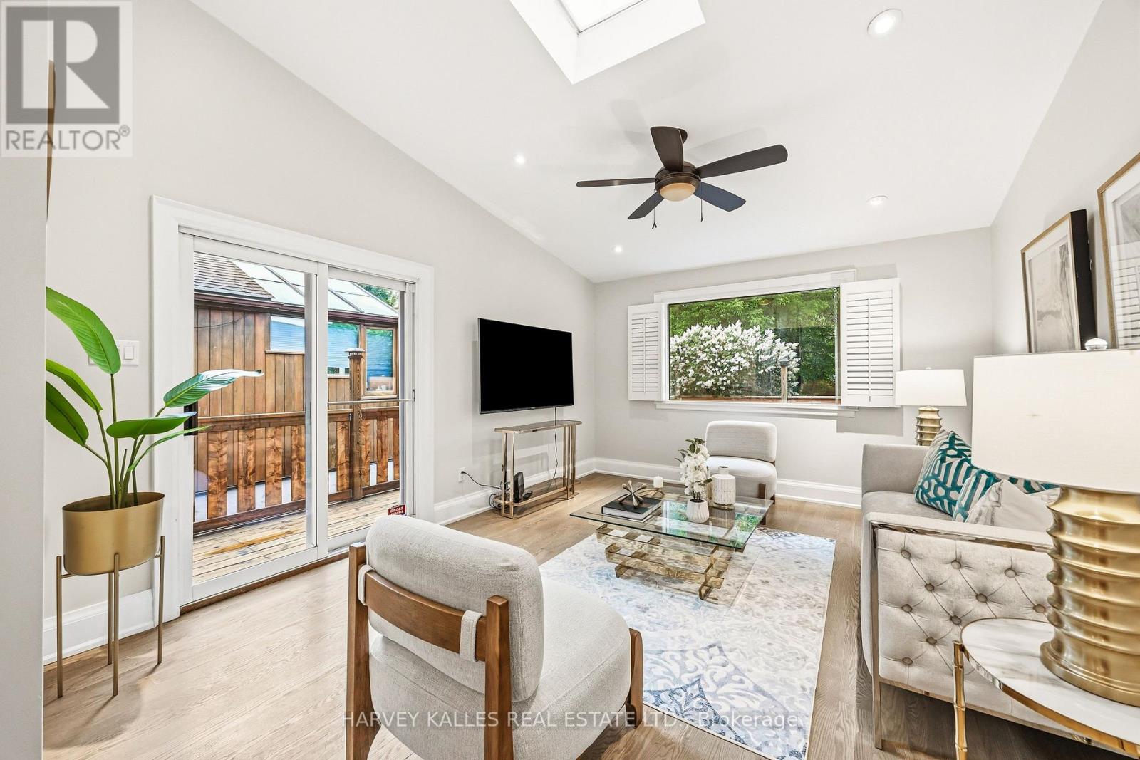 232 BELSIZE DRIVE