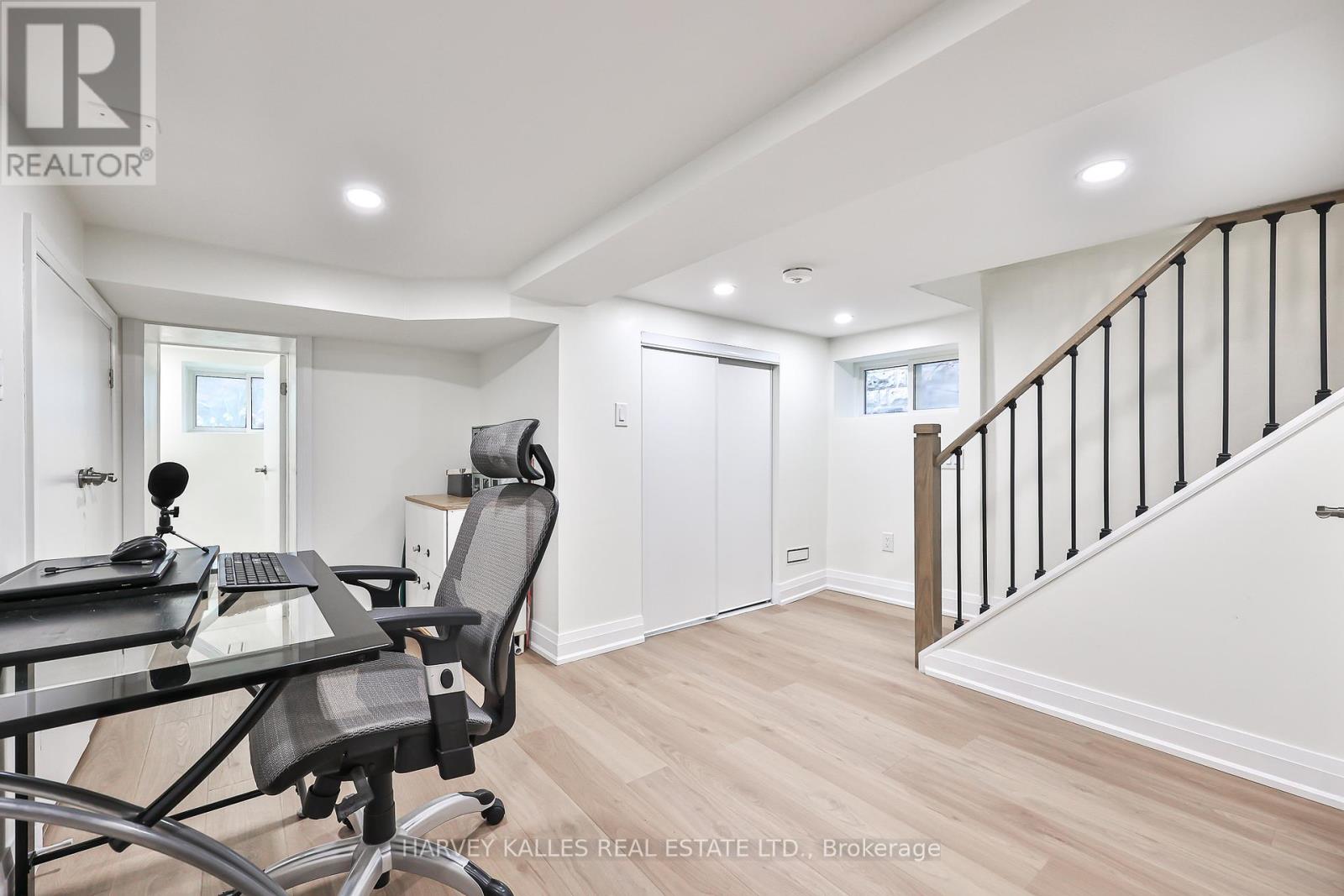 232 BELSIZE DRIVE