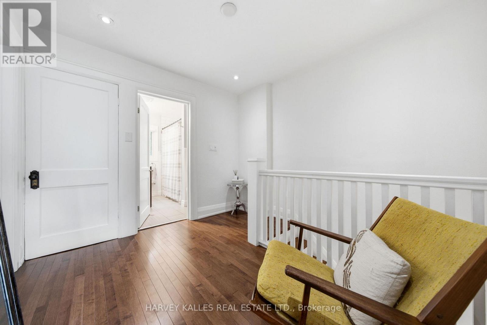 67 FALCON STREET