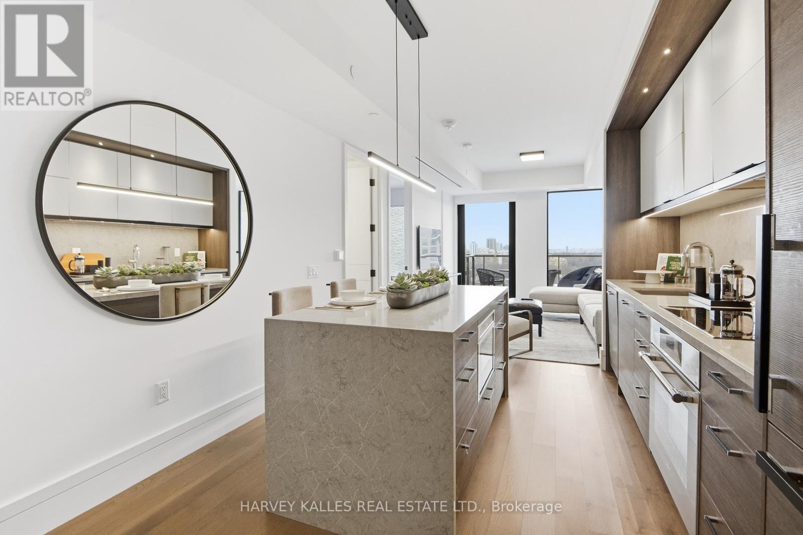 1205 - 215 LONSDALE ROAD