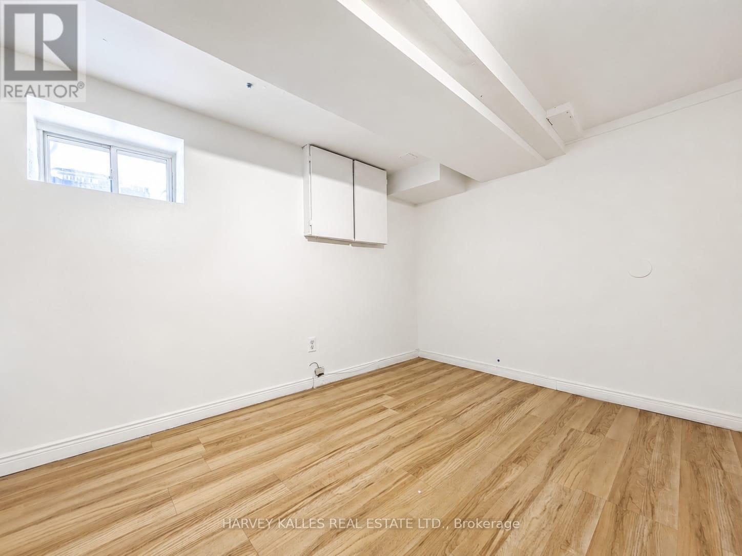 BSMNT - 327 HOWLAND AVENUE
