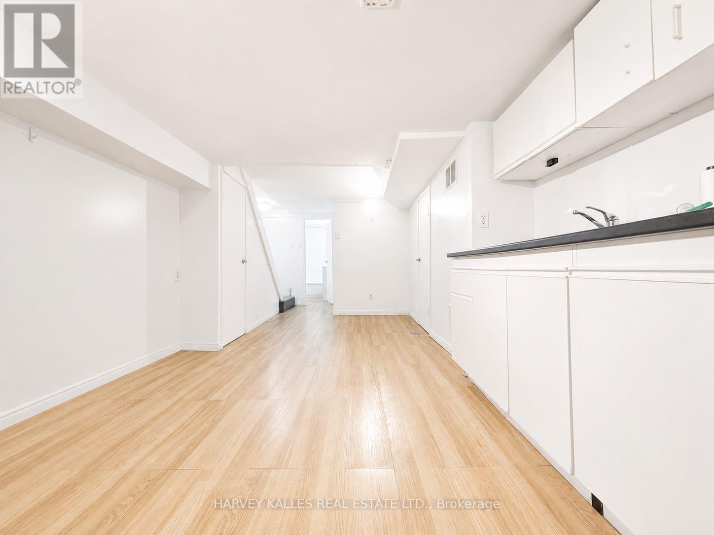 BSMNT - 327 HOWLAND AVENUE