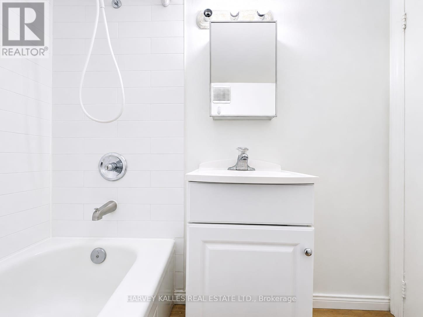 BSMNT - 327 HOWLAND AVENUE
