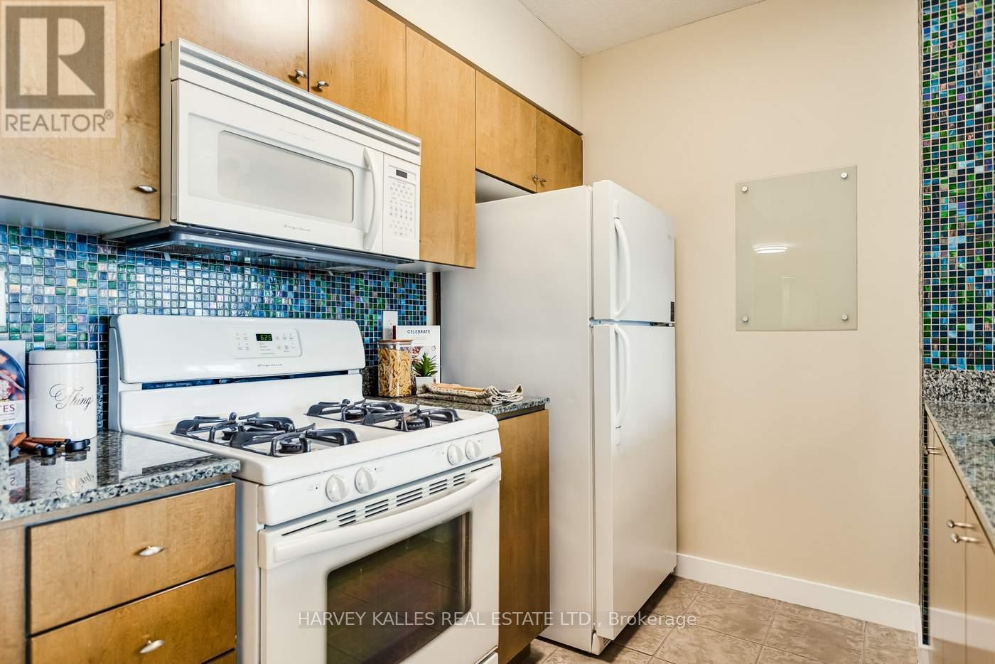 3808 - 35 MARINER TERRACE