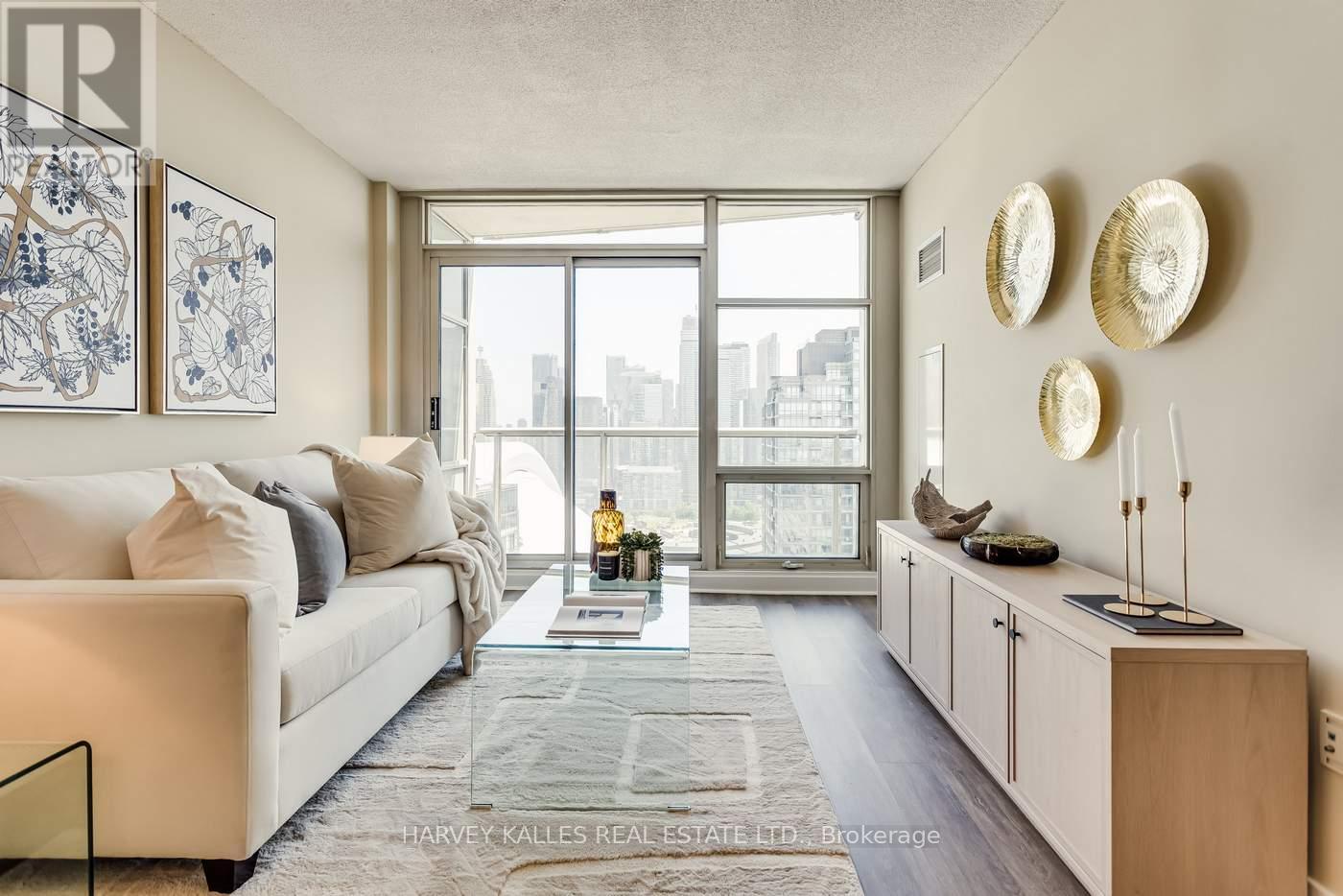 3808 - 35 MARINER TERRACE