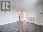 4 - 1074 ST CLAIR AVENUE W