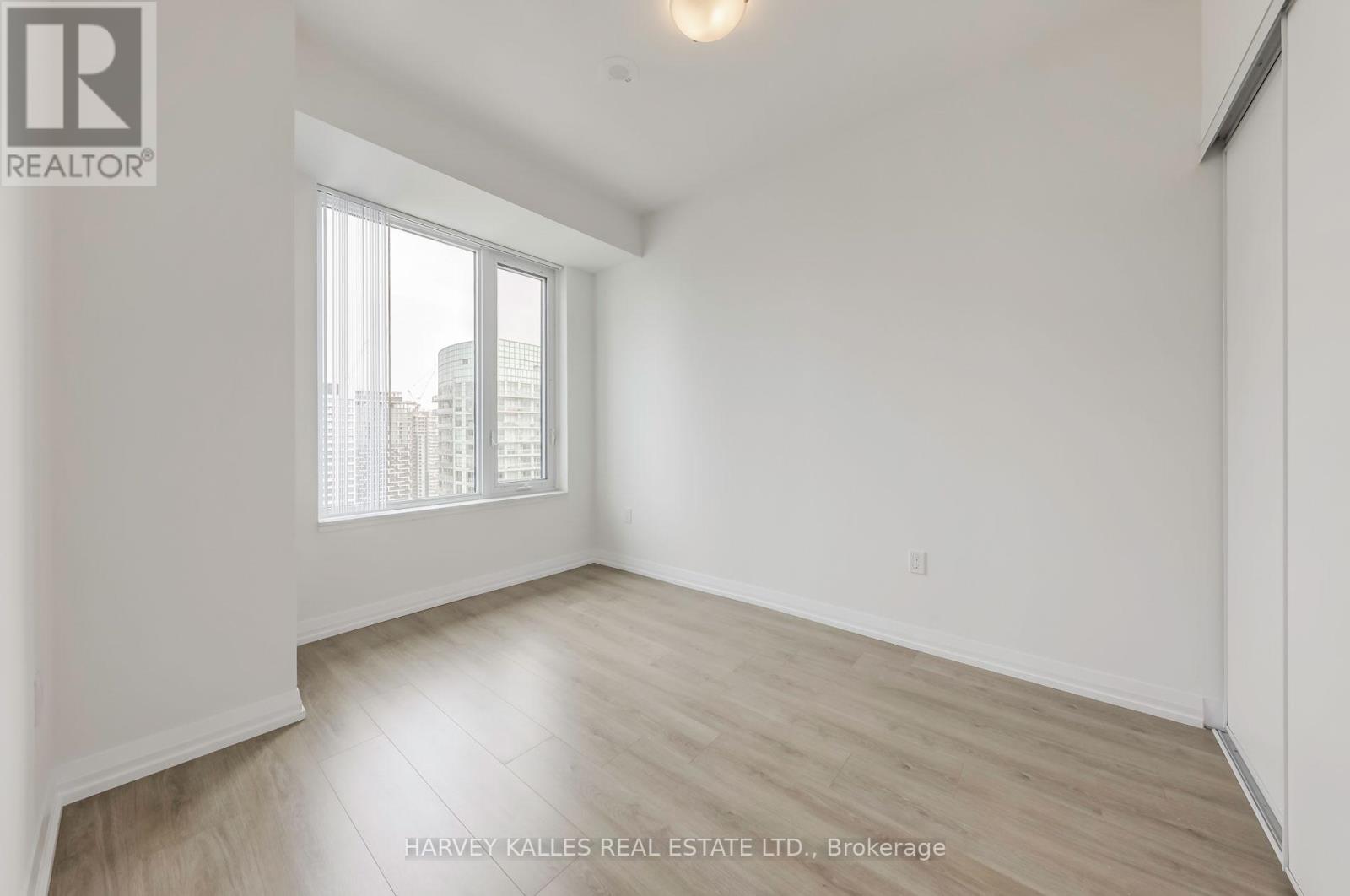 LPH18 - 50 DUNFIELD AVENUE