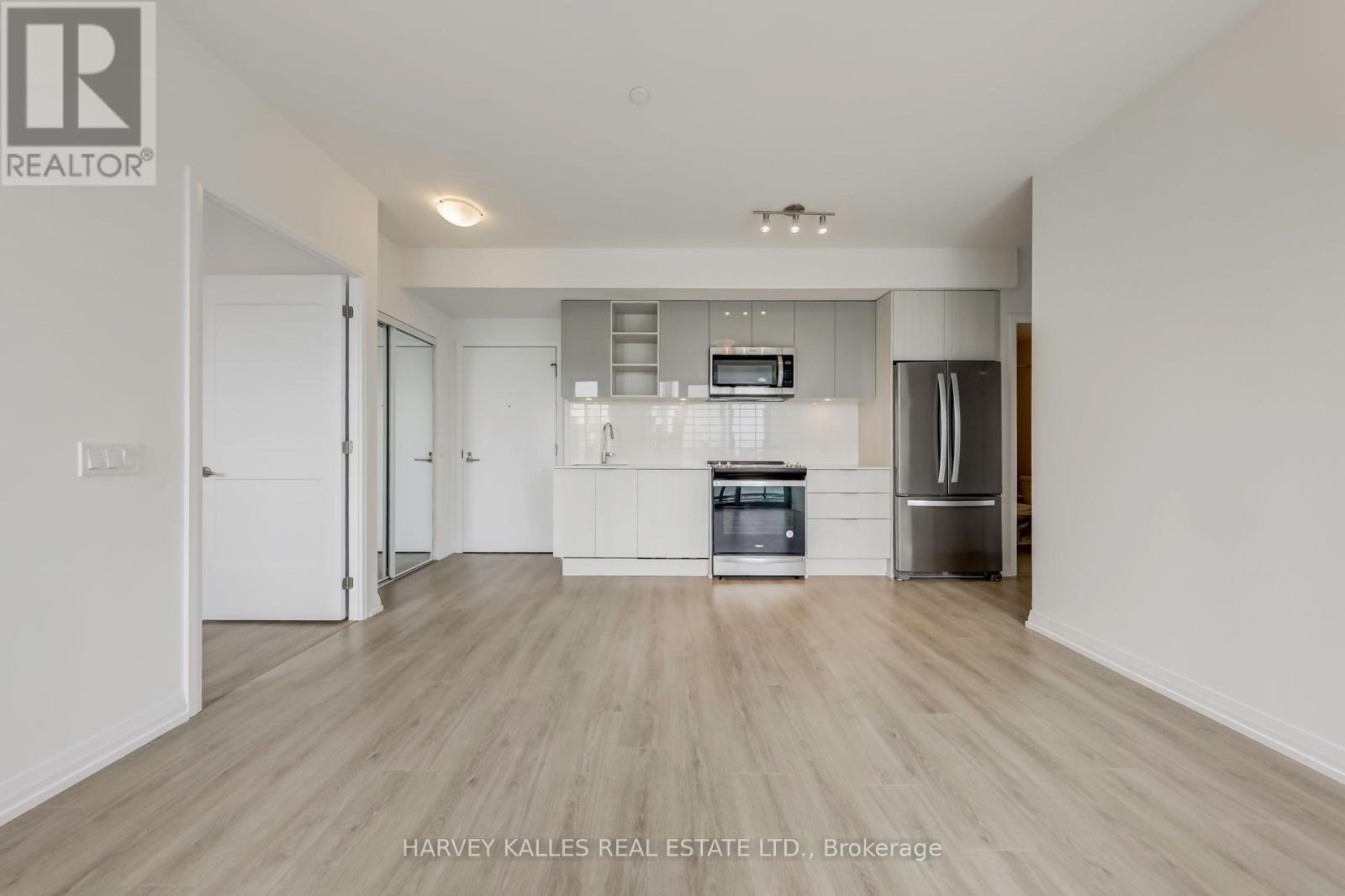 LPH18 - 50 DUNFIELD AVENUE