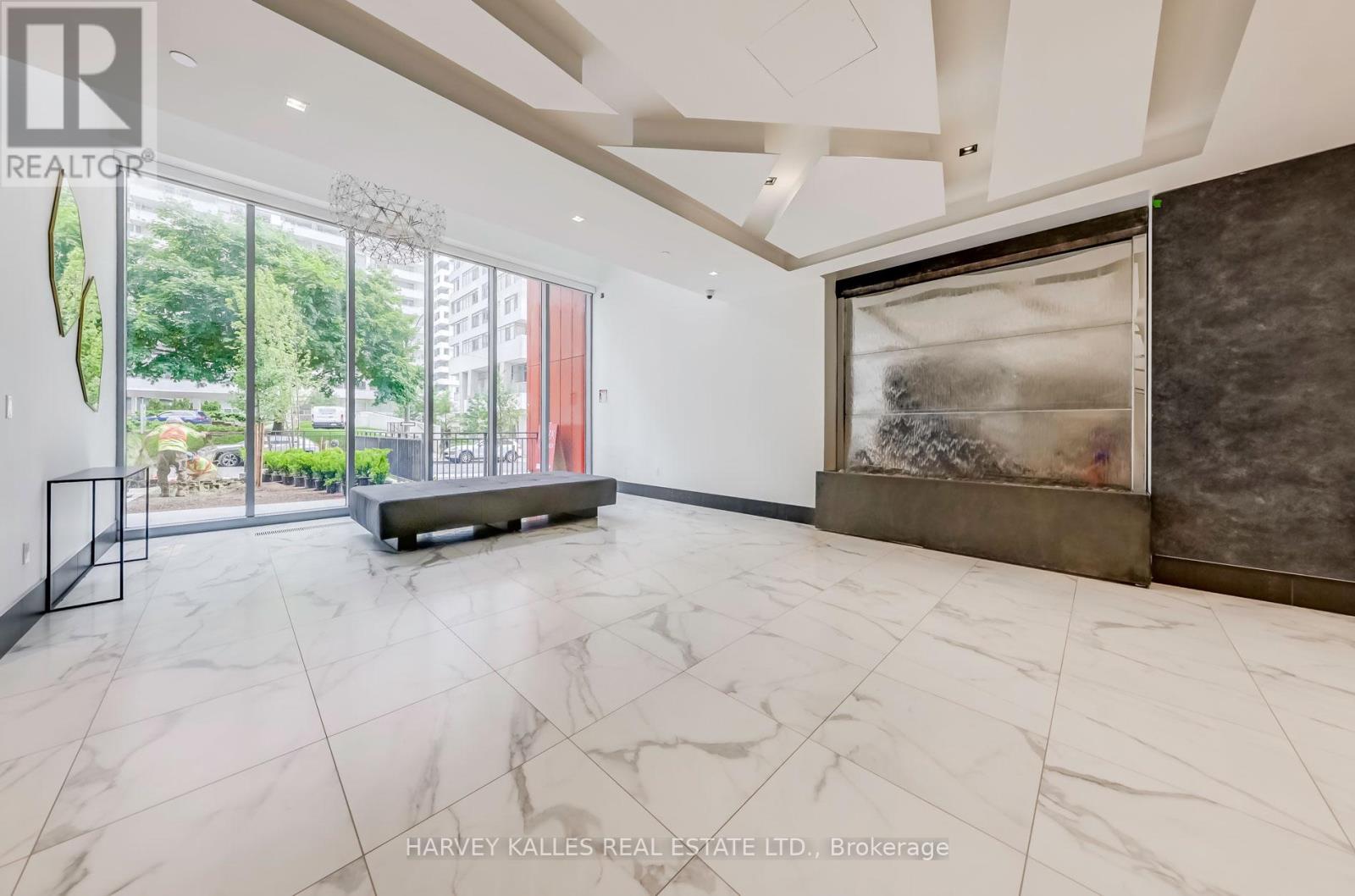 LPH18 - 50 DUNFIELD AVENUE