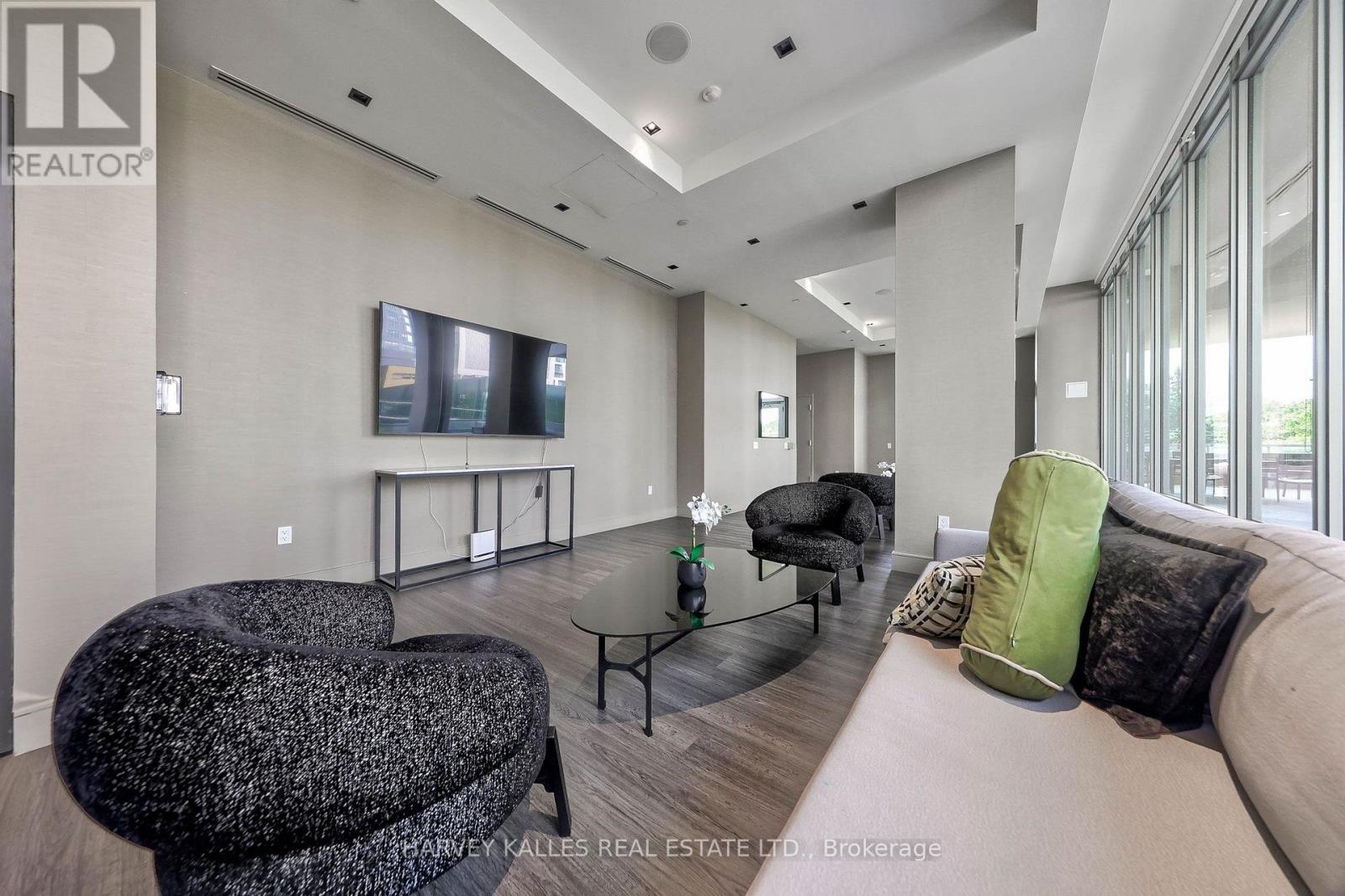 LPH18 - 50 DUNFIELD AVENUE