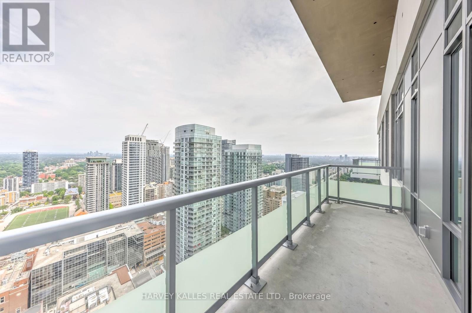 LPH18 - 50 DUNFIELD AVENUE
