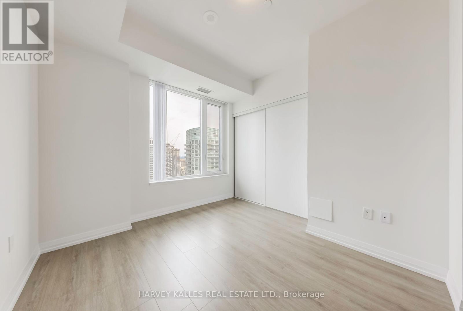 LPH18 - 50 DUNFIELD AVENUE