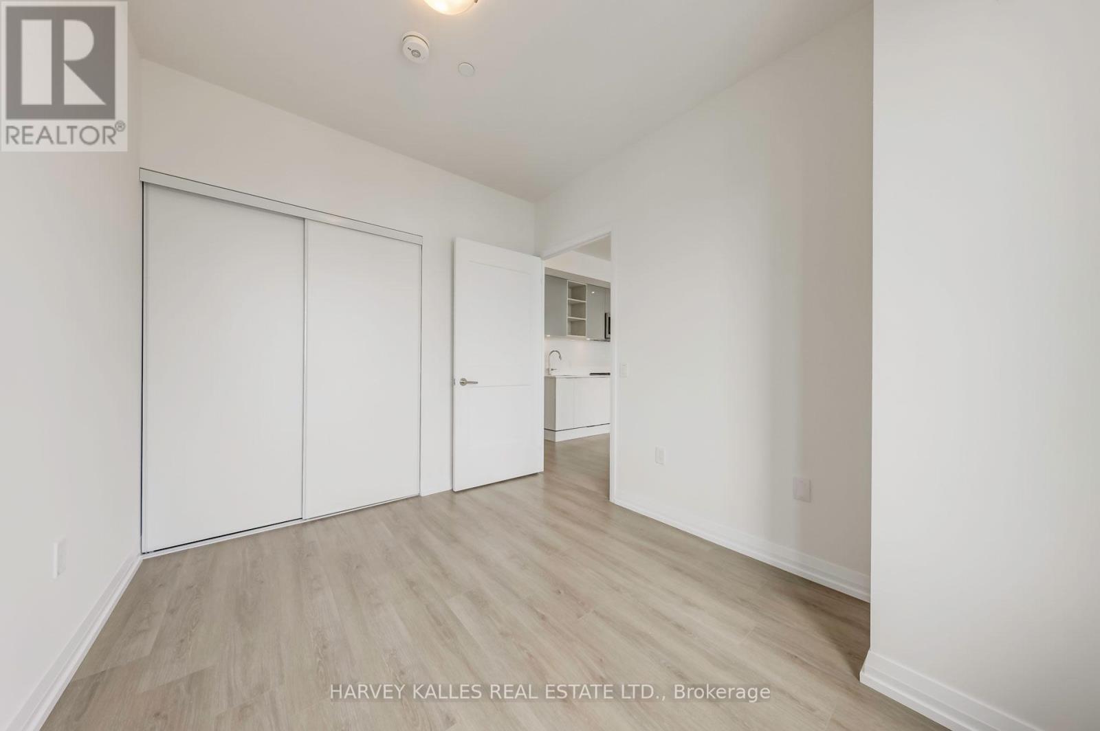 LPH18 - 50 DUNFIELD AVENUE