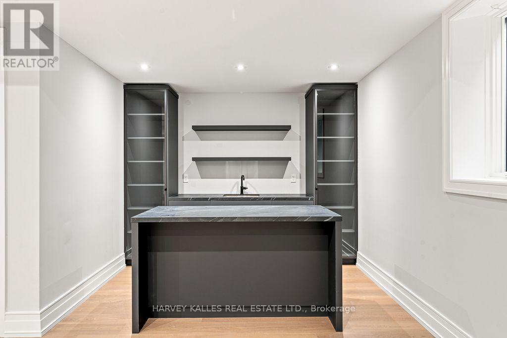 204 FOREST HILL ROAD