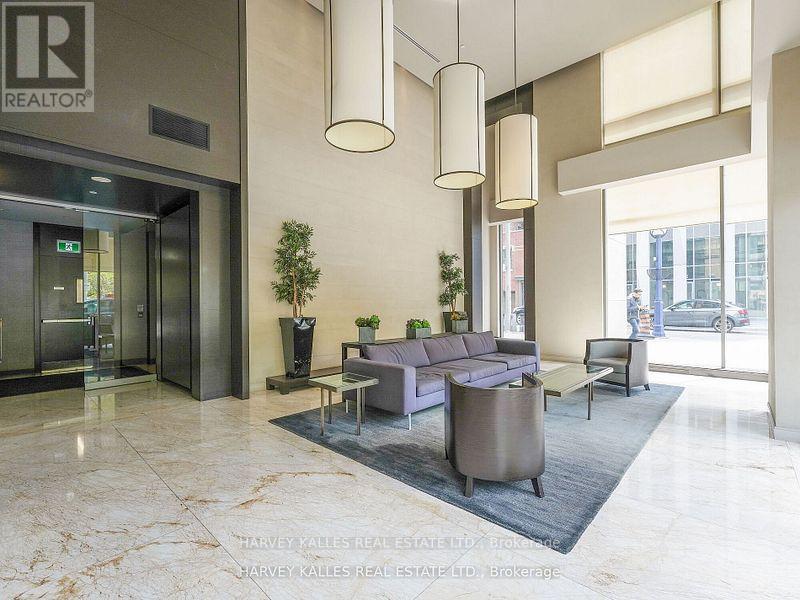 1305 - 18 YORKVILLE AVENUE