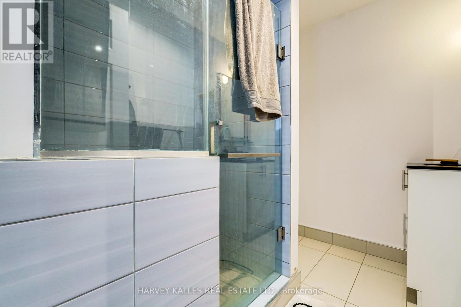 UNIT A - 429 VAUGHAN ROAD