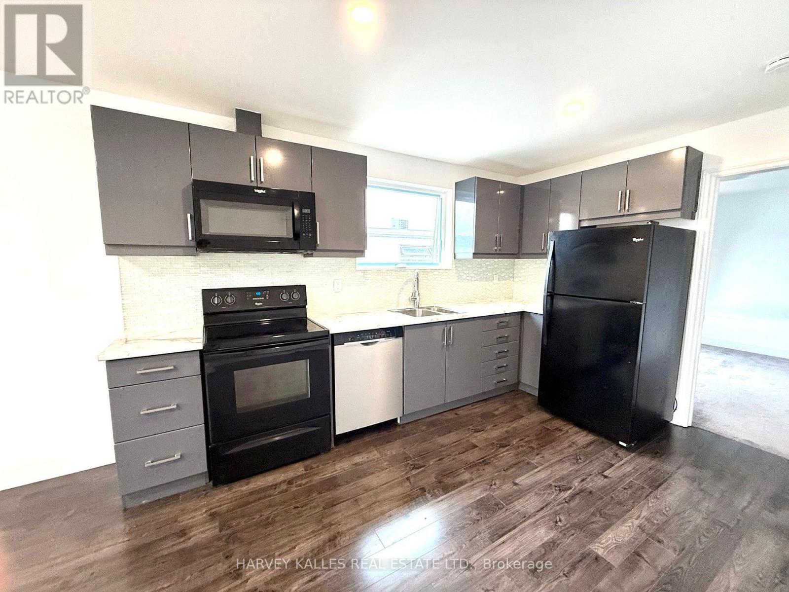 1 - 427 VAUGHAN ROAD