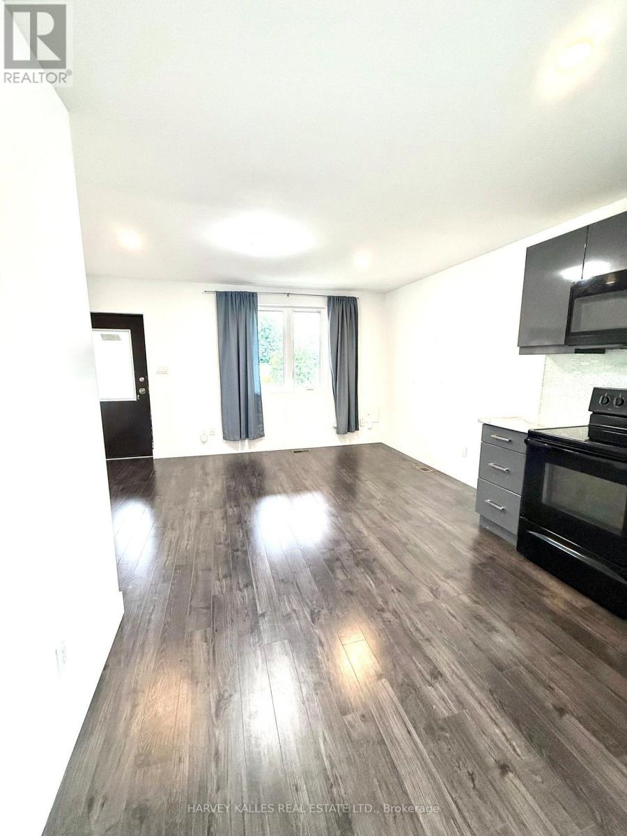 1 - 427 VAUGHAN ROAD