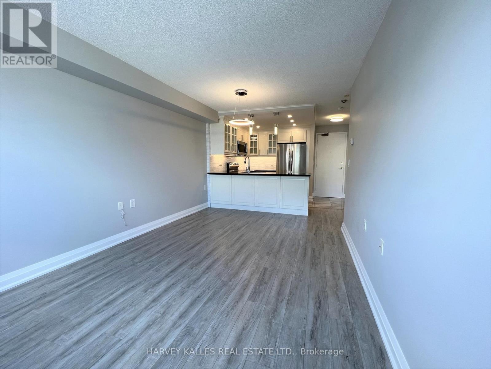 410 - 555 WILSON HEIGHTS BOULEVARD