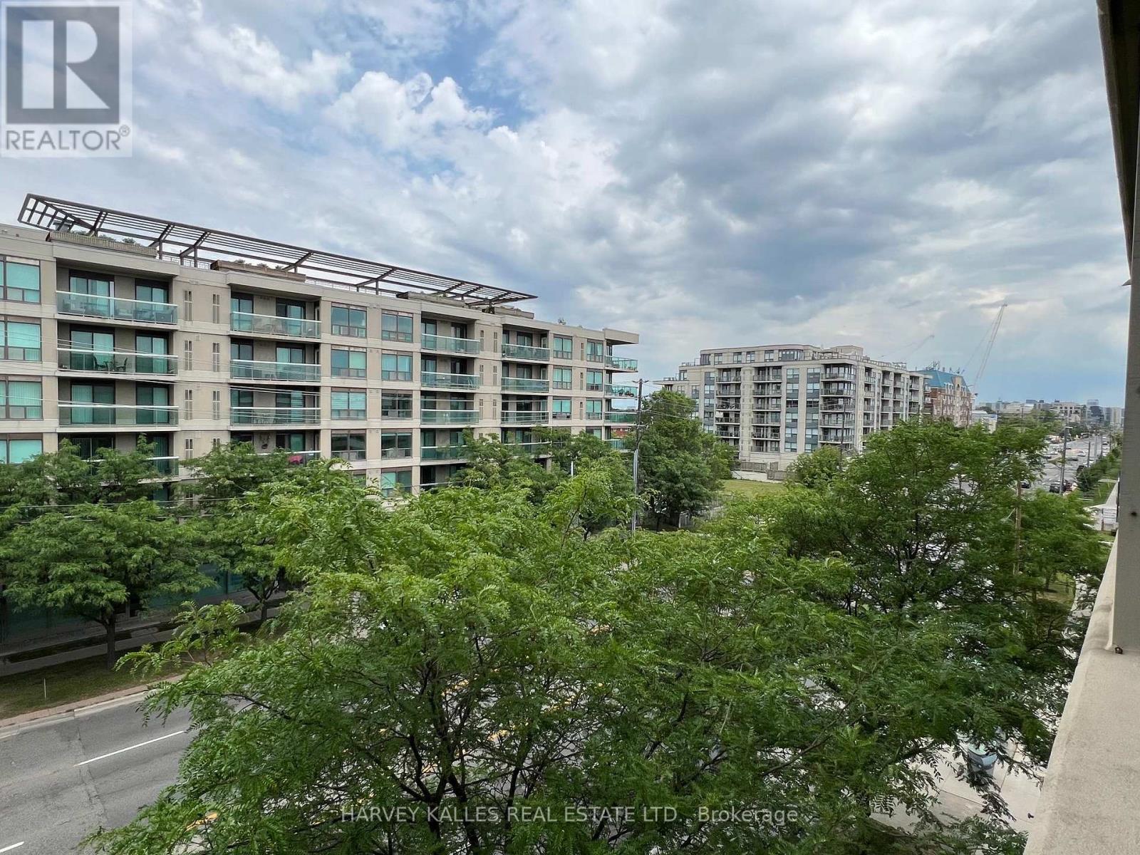 410 - 555 WILSON HEIGHTS BOULEVARD