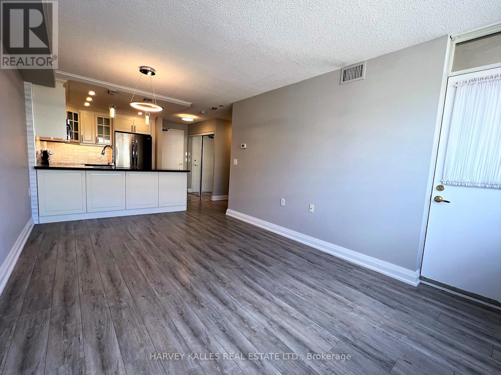 410 - 555 WILSON HEIGHTS BOULEVARD