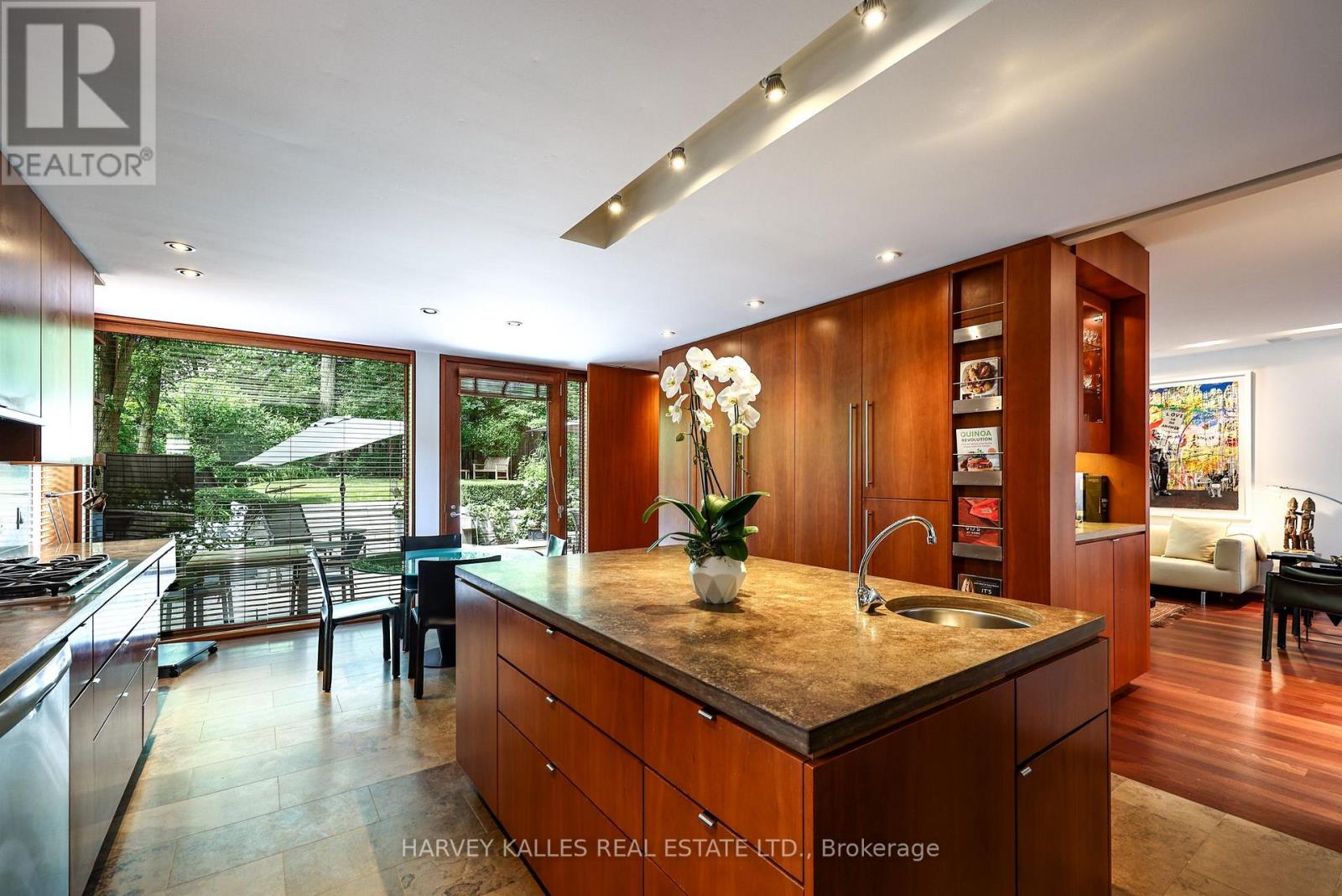 36 MILLBANK AVENUE
