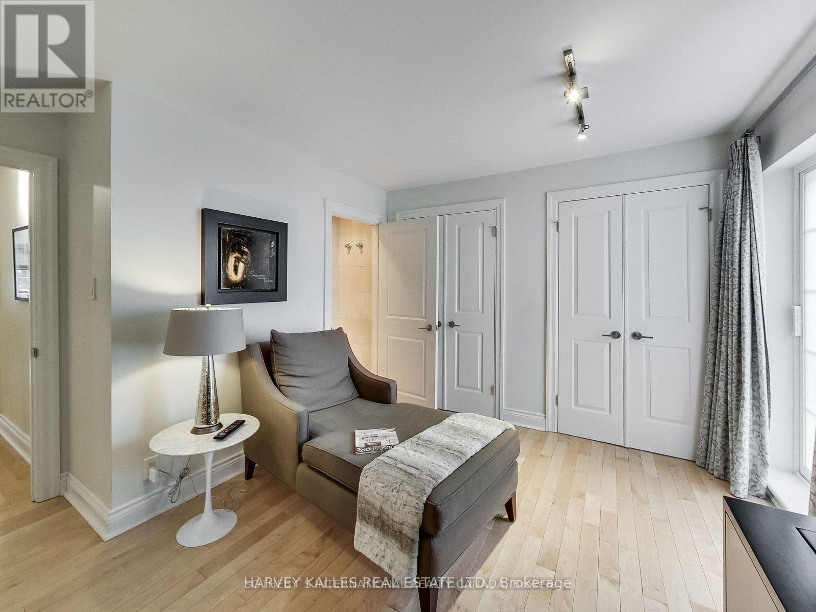 MAIN - 9 HIGHBOURNE ROAD
