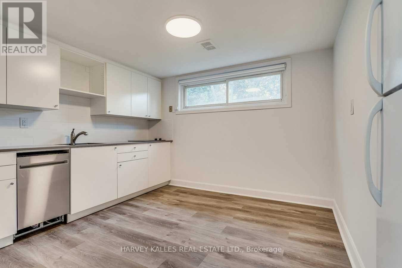 135 COMBE AVENUE