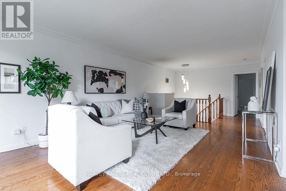 135 COMBE AVENUE