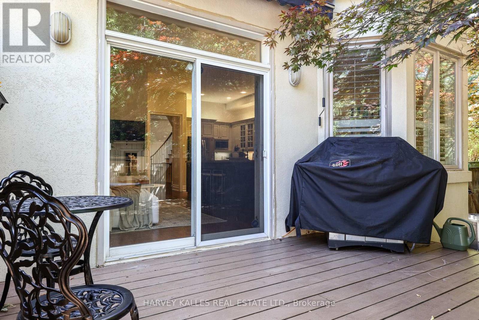 30 WALDER AVENUE